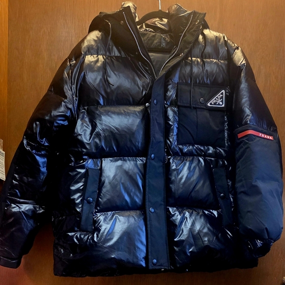 PRADA MILANO ENAMEL TRIANGLE LOGO LINEA ROSSA NYLON HOODED PUFFER JACKET XL - Picture 9 of 16
